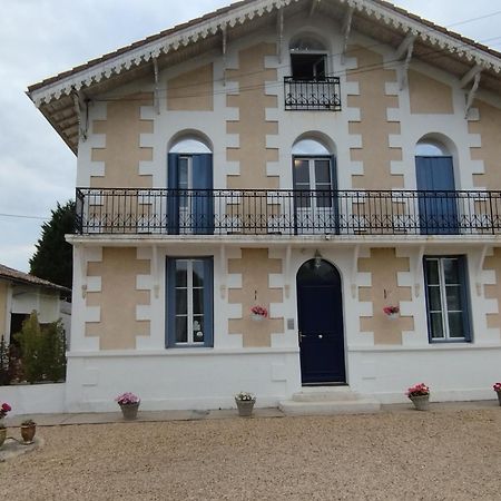 Montendre Montplaisir Bed & Breakfast エクステリア 写真