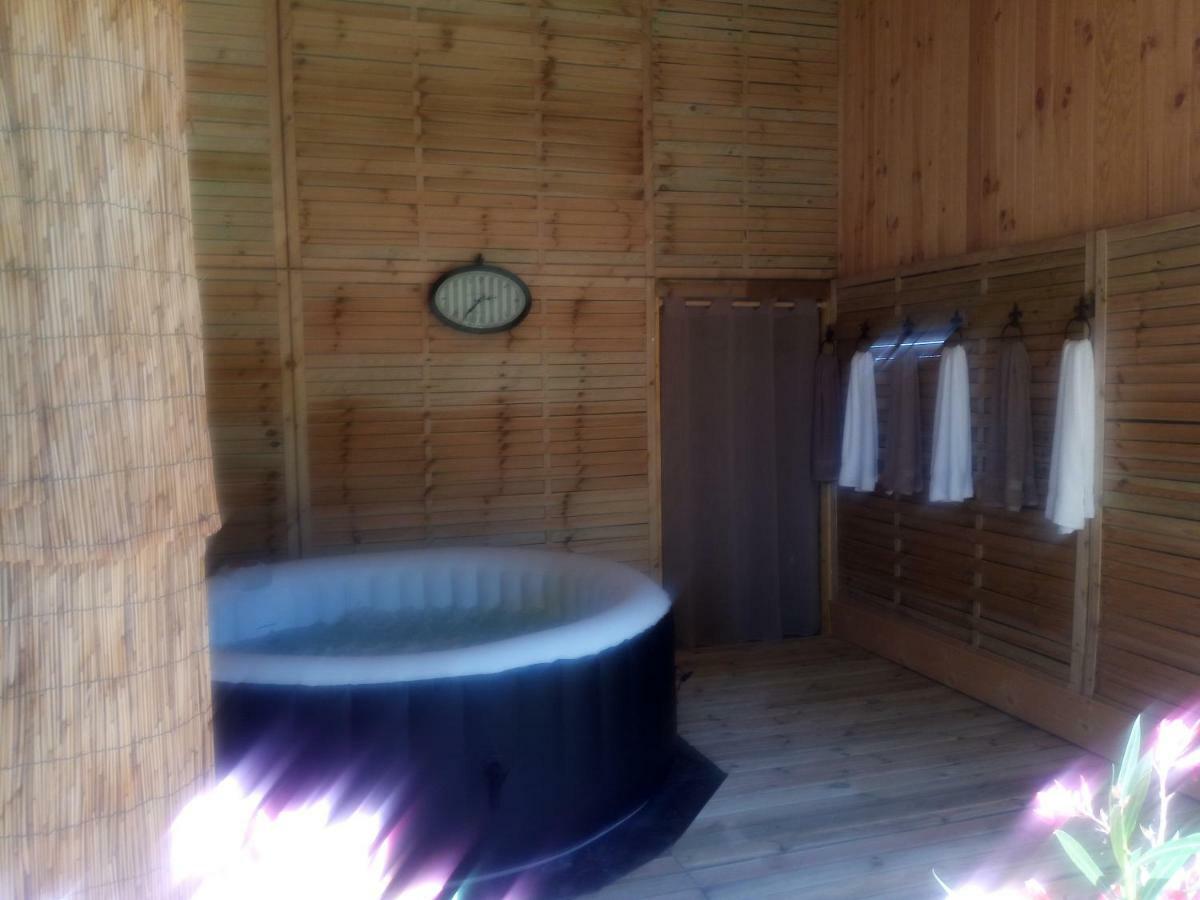 Montendre Montplaisir Bed & Breakfast エクステリア 写真