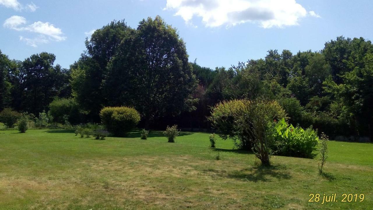 Montendre Montplaisir Bed & Breakfast エクステリア 写真