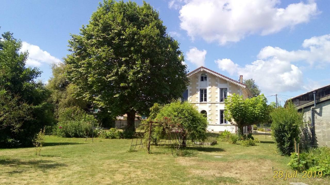 Montendre Montplaisir Bed & Breakfast エクステリア 写真