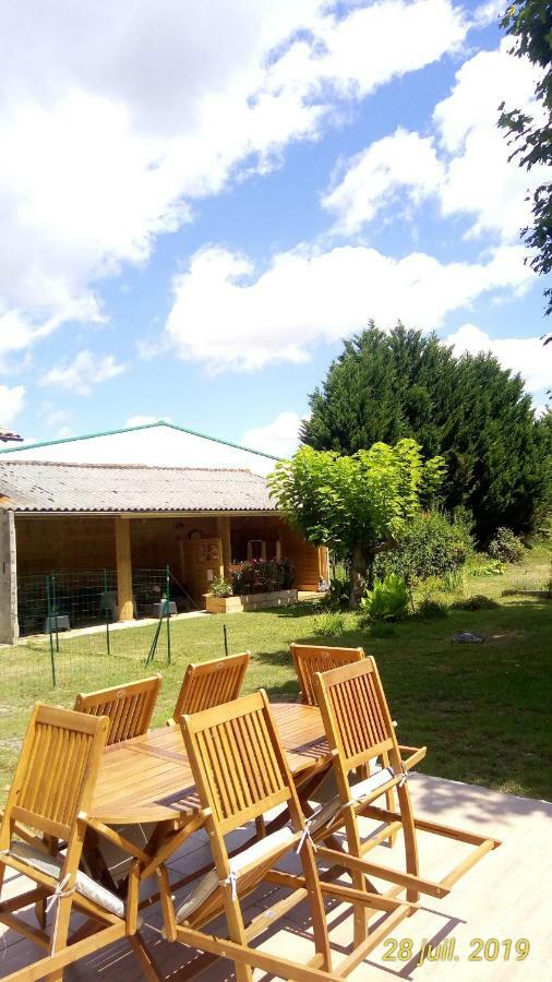 Montendre Montplaisir Bed & Breakfast エクステリア 写真